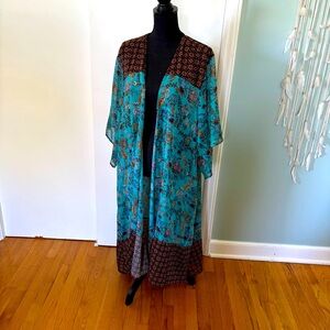 Floral Kimono with Blue and Brown Pattern